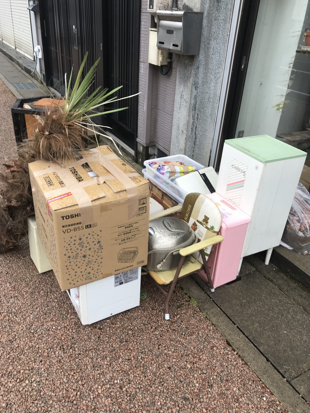 【清須市】軽トラ積みホーダイパックでの不用品回収☆一気に片付けることができたと、大変満足していただきました!