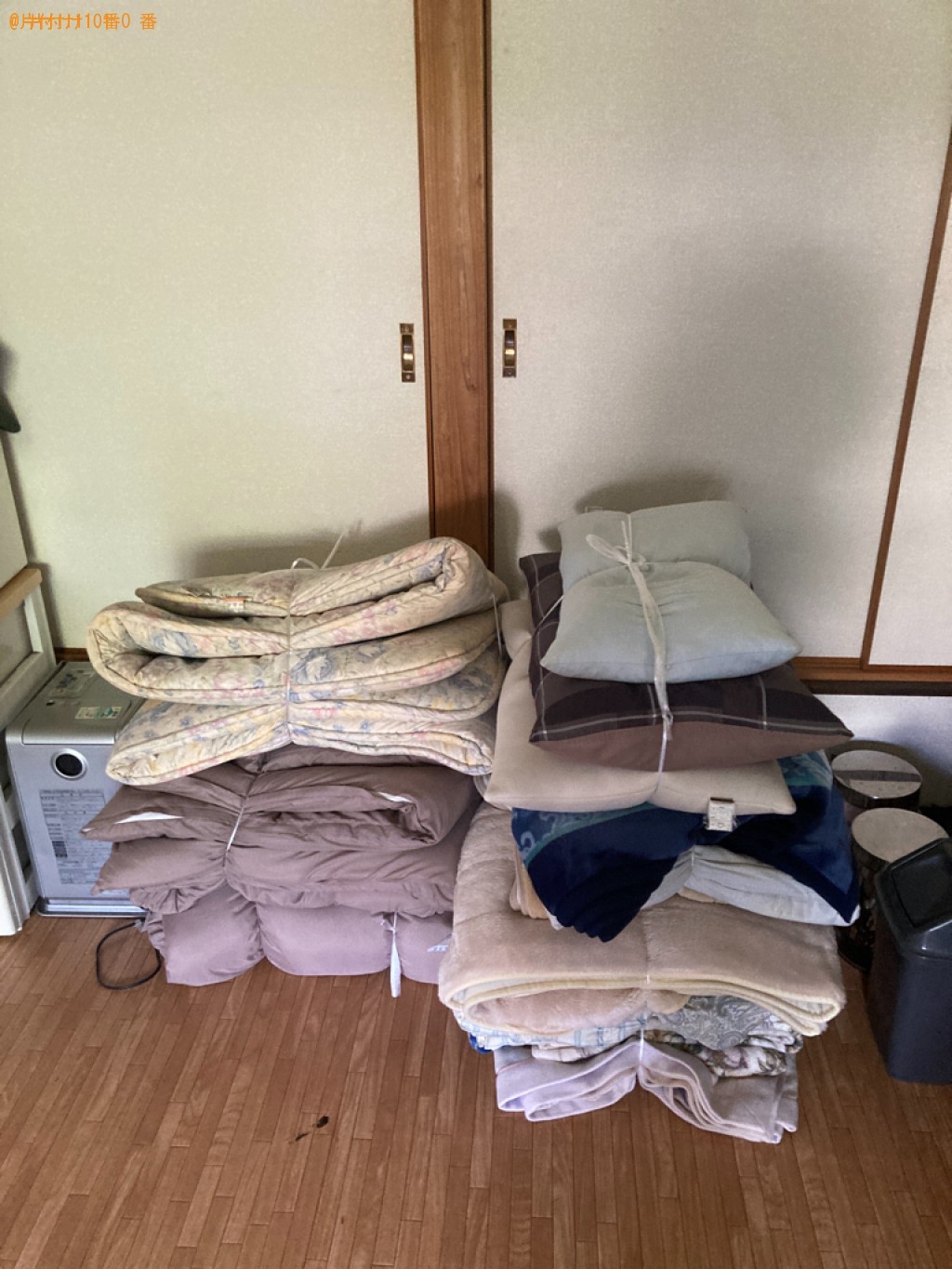 【富山市】シングルベッド、学習机、ストーブ、布団、椅子の回収