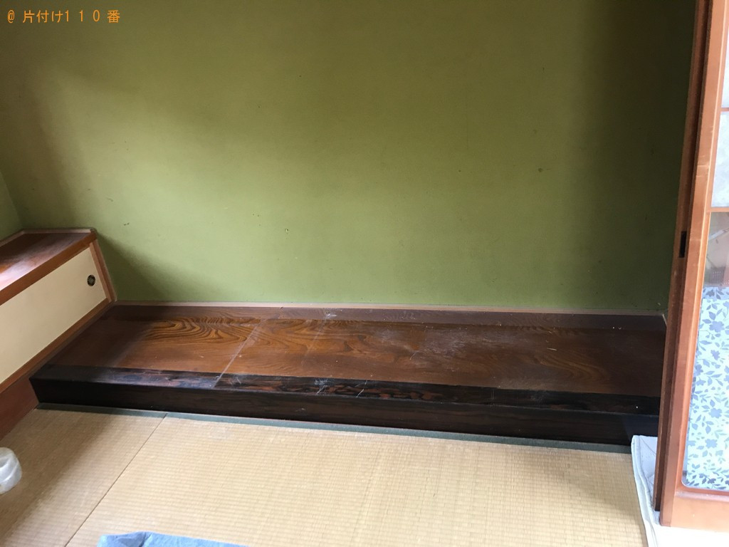 【富山市】サイドボード、こたつ、鏡台、テーブル、額縁、棚等の回収