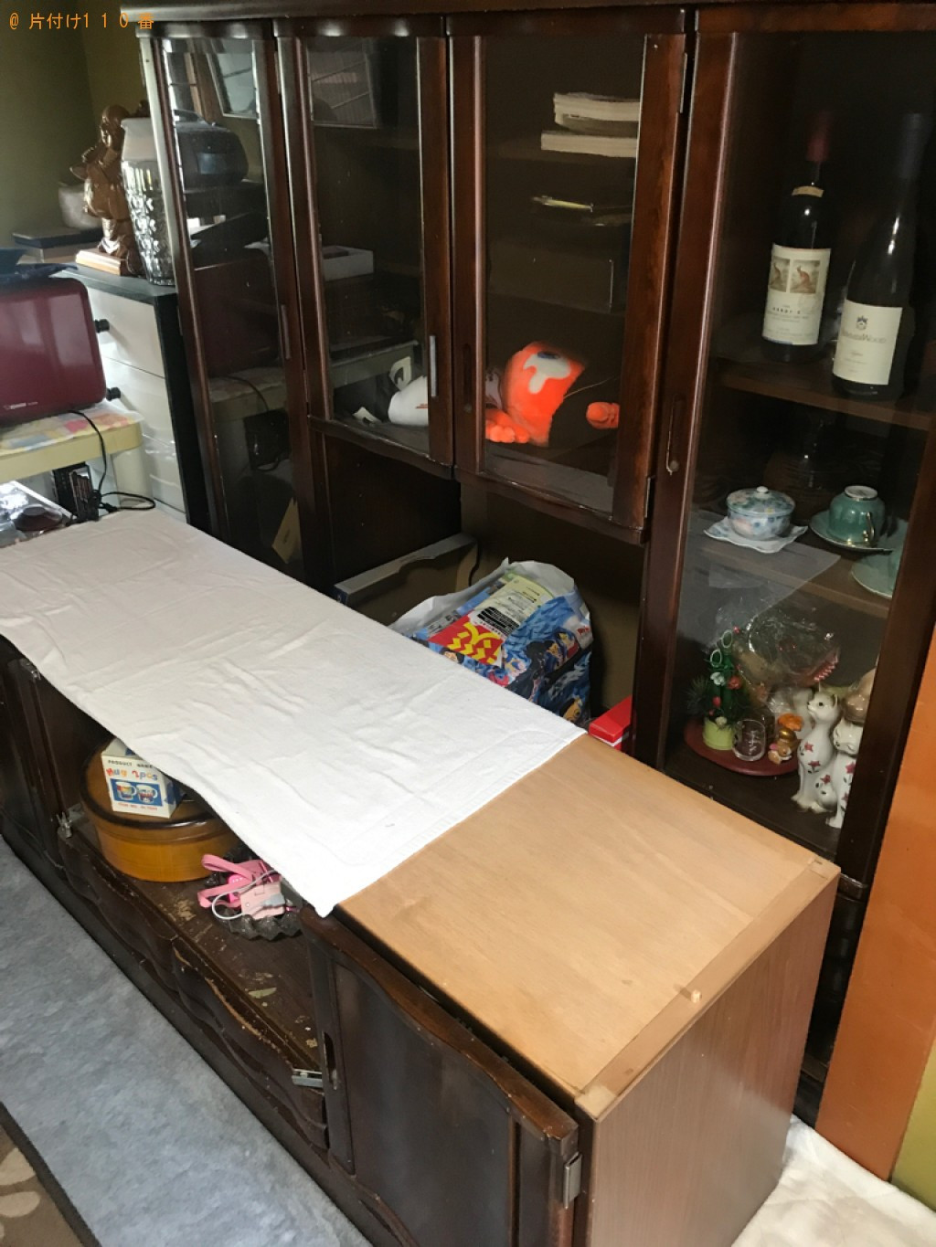 【富山市】サイドボード、こたつ、鏡台、テーブル、額縁、棚等の回収